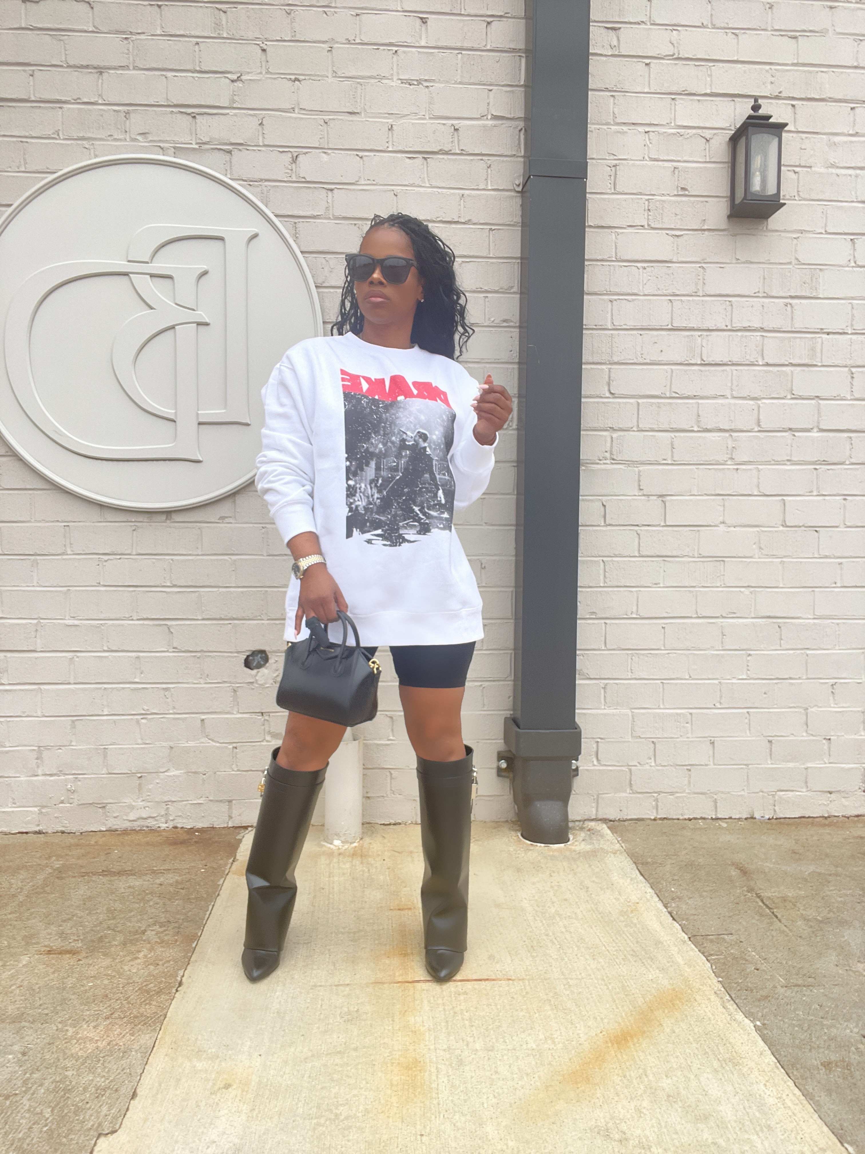 Oversized “Drake” Sweatshirt